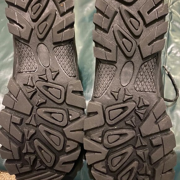 Boots - Picture 5 of 5